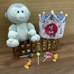 Corona cumpleaños océano azul