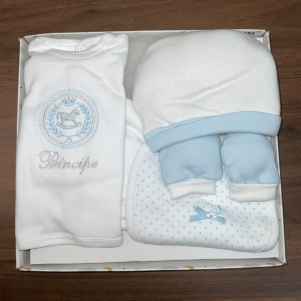 Set de nacimiento celeste