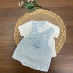 Conjunto de peto y camiseta