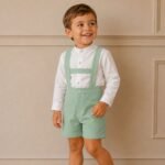Ceremonia conjunto niño crisantemo